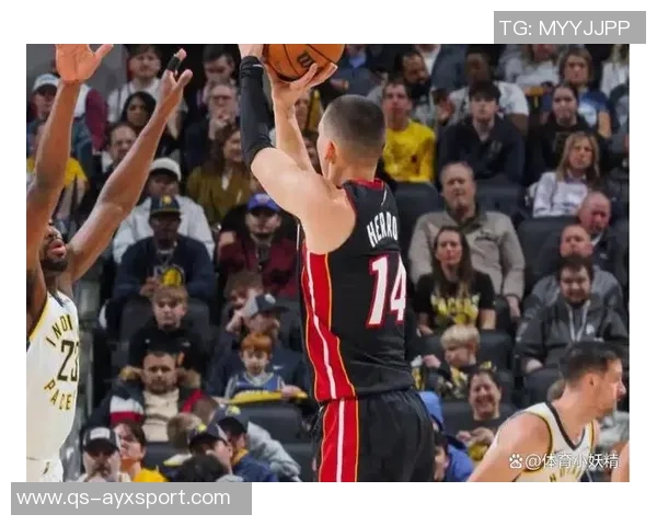 希罗上半场表现出色下半场失常仅得0分球队遭遇困境